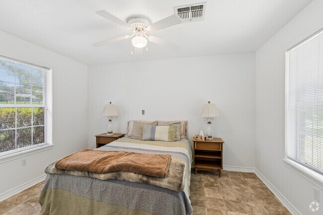 2BR, 2BA - 1,145SF - Primary Bedroom