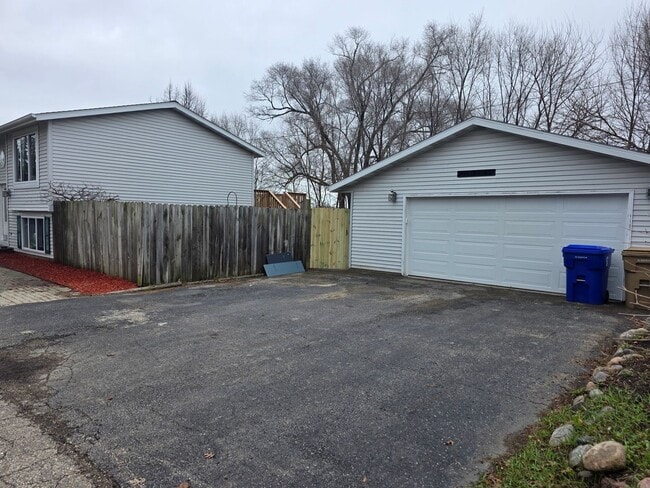 Photo - Updated 3 bedroom Kenosha home