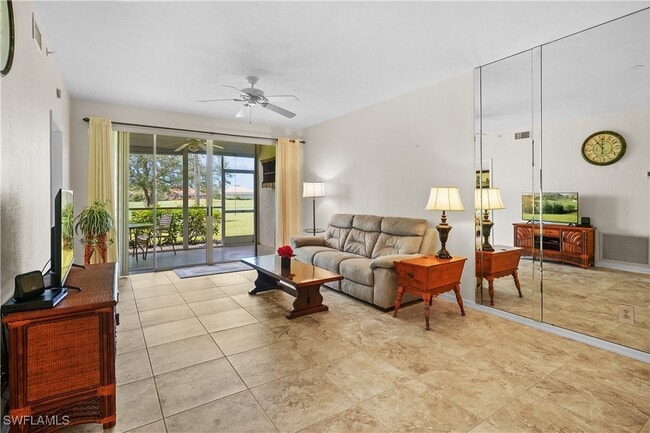 Photo - 9851 Costa Mesa Ln Unidad 302