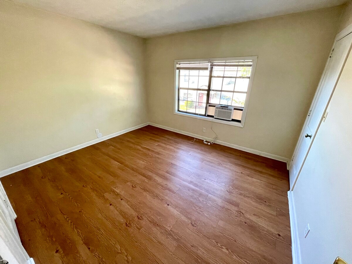 Photo - 550 S Brundidge St