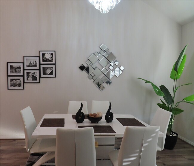 Photo - 10818 Sugar Pne Ln