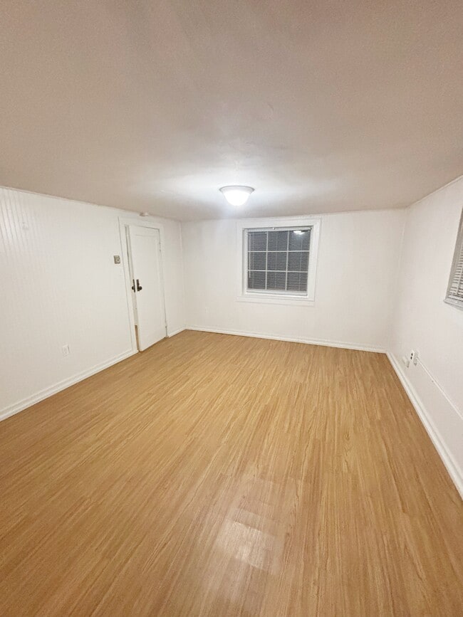 Photo - 310 SE Spring St Unit C