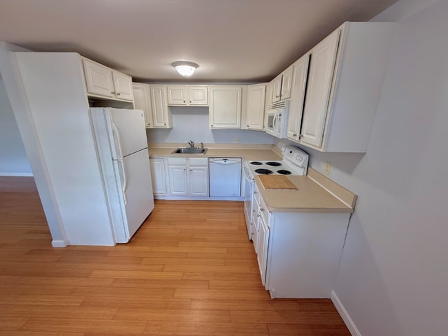 Photo - 56 Center St Unit 2-3