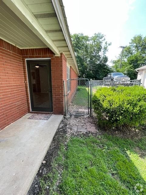 Building Photo - 1679 N Saddlehorn Ave Rental