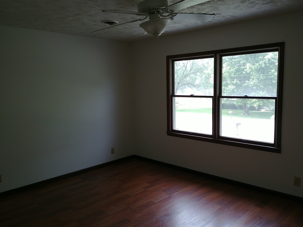 Photo - 351 Woodlawn Ave Unit 351 Woodlawn