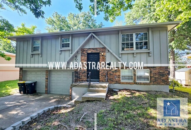 Photo - Updated 3 Bed 2 Bath Home in Kansas City-Coming SOON!!