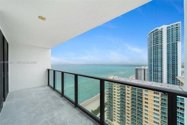 Building Photo - 2301 S Ocean Dr Unit 2507