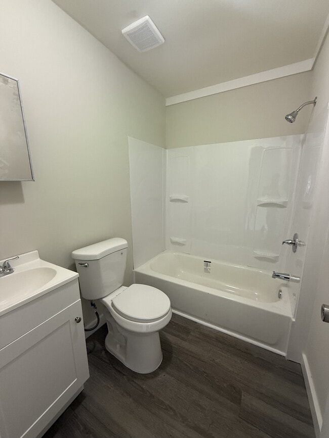 Photo - 1545 17th Pl SW