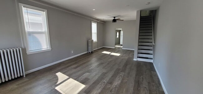 Photo - 2011 Caspian Ave