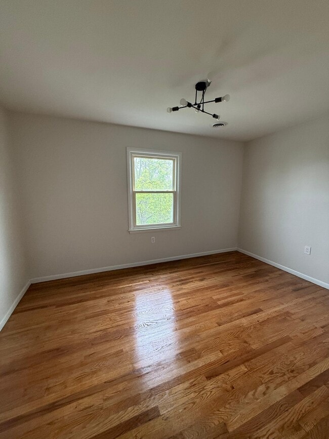 Photo - 1221 Windward Ave