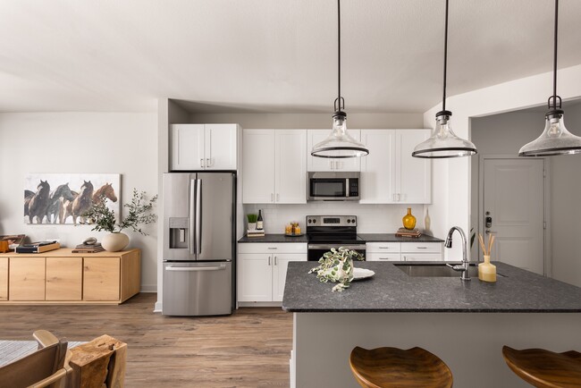 Building Photo - Birchway Hudson Oaks Rental