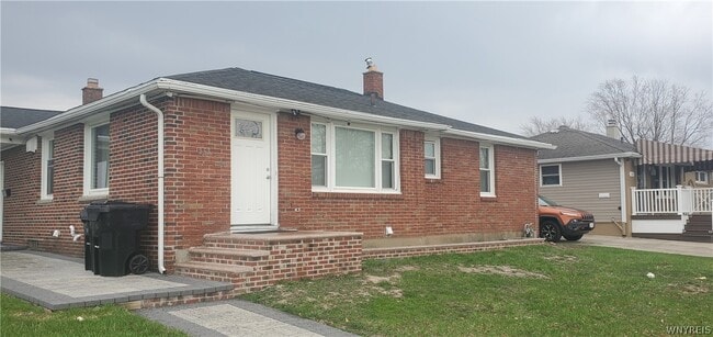 Photo - 151 Lamson Rd