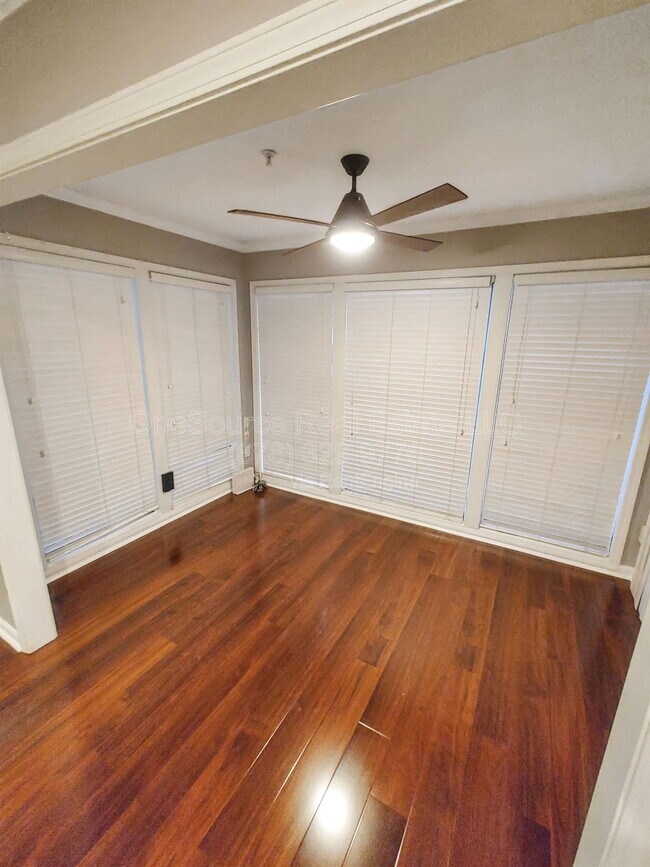 Photo - 401 Augusta Dr