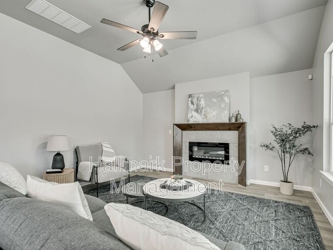 Photo - 1007 Magnolia Dr