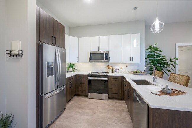 Photo - Atlee Square