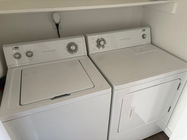 Photo - 422 S Fenton St