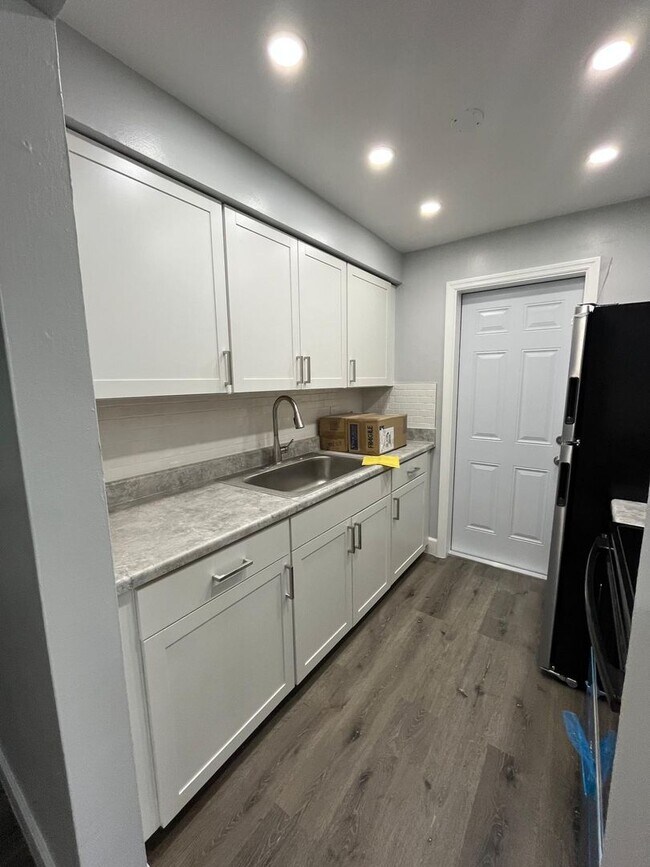 Photo - 917-921 NE 22nd Dr Unit -921