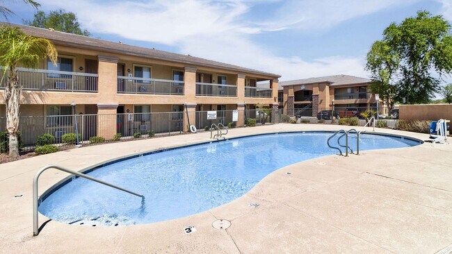 Residence at Tolleson Apartments For Rent in Phoenix, AZ - Residence at Tolleson
