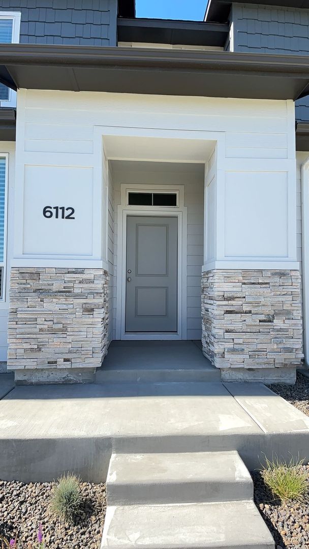 Roe Street Townhomes 2 Townhome Rental in Garden City ID