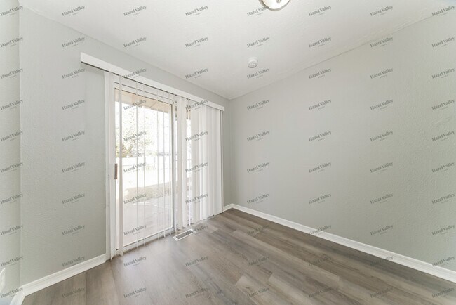 Photo - 3005 SW 54th St