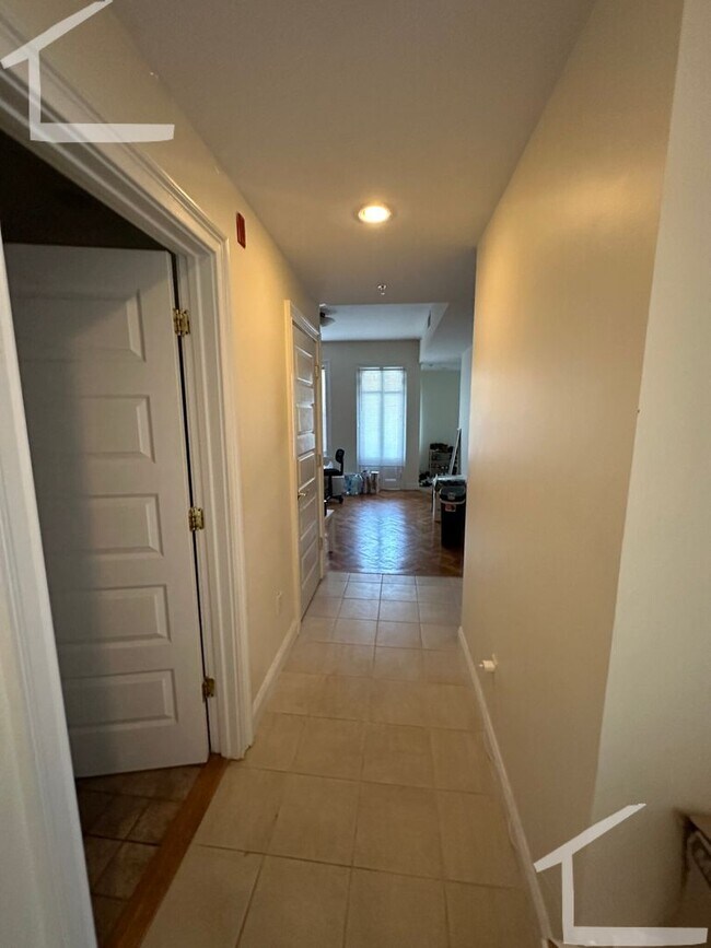 Photo - 2BR 2Bth unit. Great location! Walk to T, shops, restaurants.