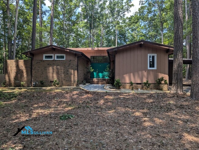 Photo - 111 Virginia Dr House