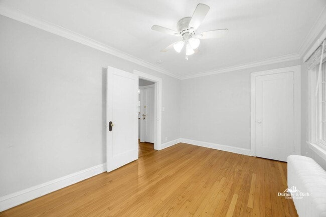 Photo - Discover Luxurious Harmony in the Heart of Evanston