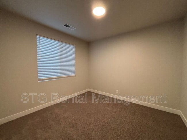 Photo - 3968 Fossil Way