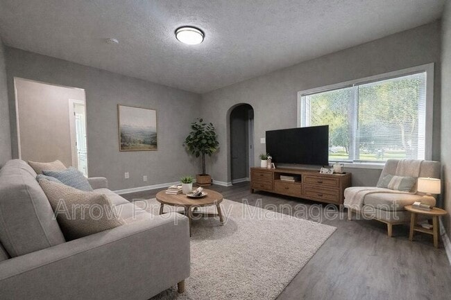 Photo - 4118 Touzalin Ave