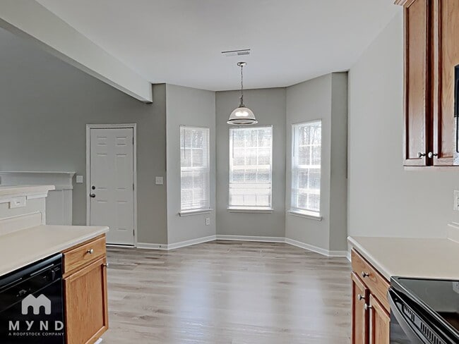 Photo - 9225 Bradstreet Commons Way