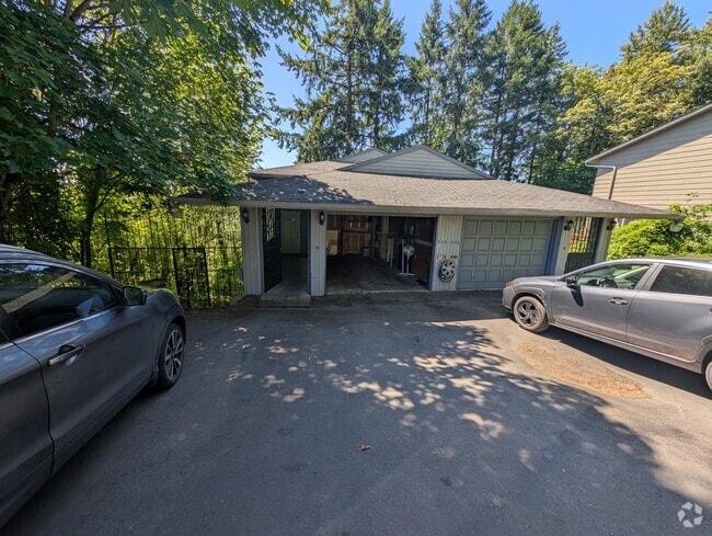Building Photo - 934 SW Caldew Dr Rental