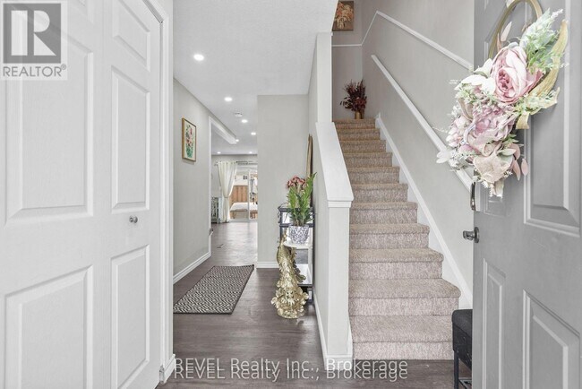 Photo - 65 Dorchester Blvd