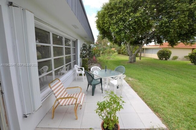 Photo - 2886 Fernley Dr E