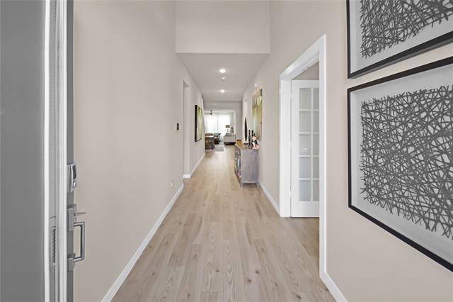 Photo - 1901 Crestwood Ln