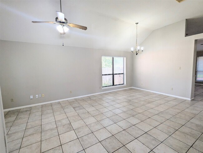 Photo - 13623 Bonilla Ln