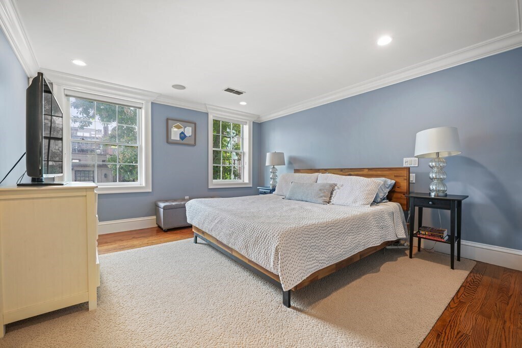 Photo - 98 Chestnut St Unit 1