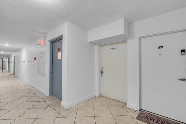 Photo - 9143 SW 77th Ave Unit B802