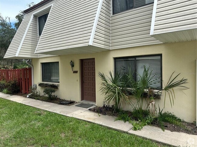 Building Photo - 2145 NE 45th Ave Rental