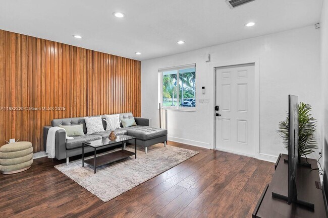 Photo - 1001 NE 110th St Unit 1001