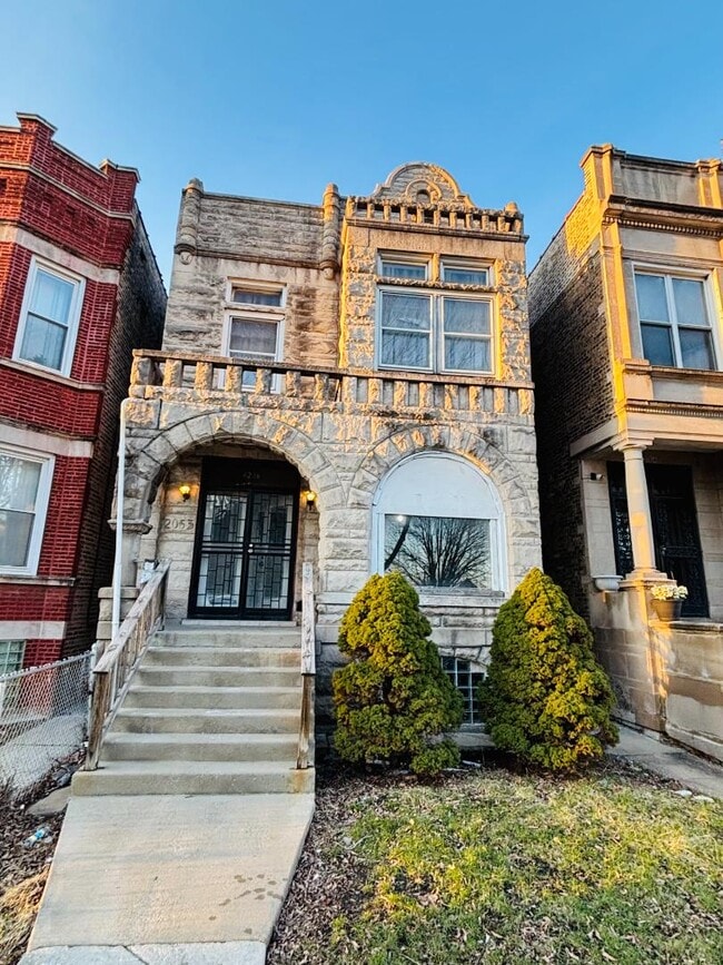 Building Photo - 4236 W Washington Blvd