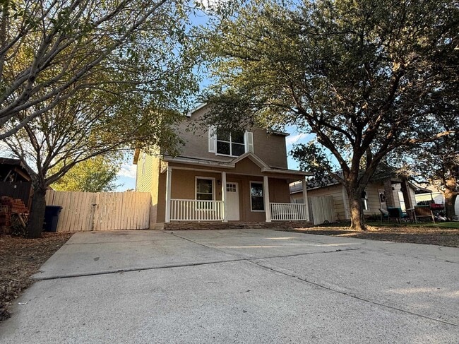 212 Lipan Dr
