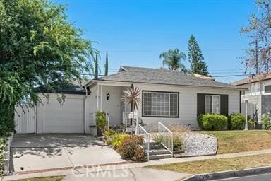 Building Photo - 170 E Floral Dr Rental