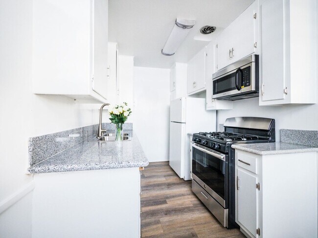 Photo - 6416 W. Fountain Ave