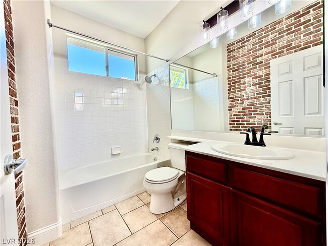 3347 Chesterbrook Ct