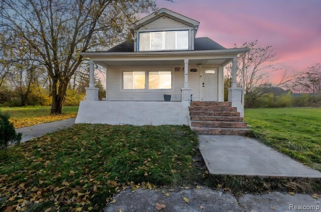 Photo - 12739 Hamburg St