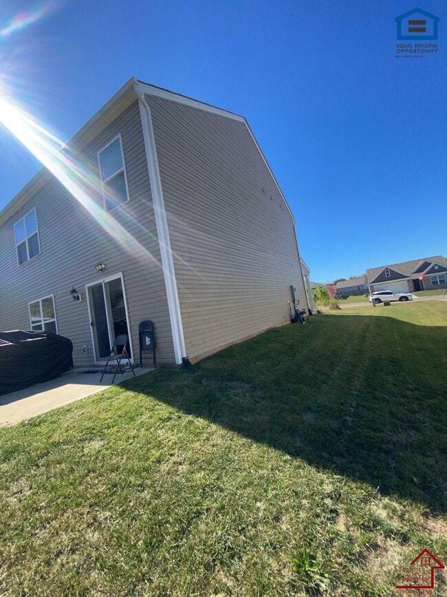 Photo - 228 Newman Cir