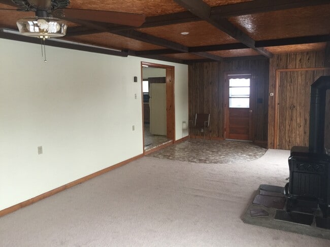 Photo - 230 state highway 11b