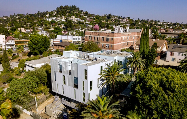 Photo - 1048 Manzanita