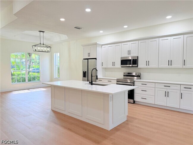 Photo - 11001 Sea Tropic Ln