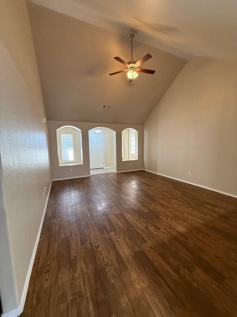 Photo - 610 Saddlehorn Dr